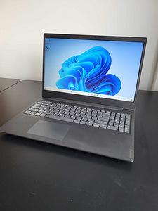 Lenovo IdeaPad S145 (1 foto / 4)