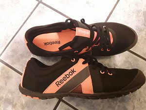 Reebok realflex UUS! pole kordagi jalas olnud.nr 40,5 (6 foto / 6)