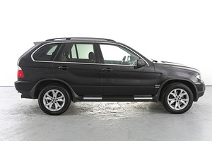 BMW X5 - 2006 (2 фото из 13)