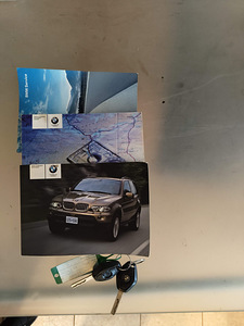 BMW X5 - 2006 (12 фото из 13)