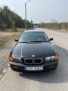 BMW 318 1.9 87kW