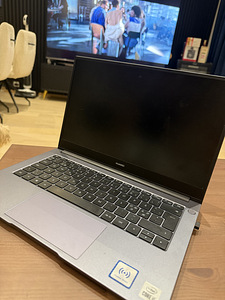 Huawei MateBook D 14 Signature Edition (2 foto / 3)