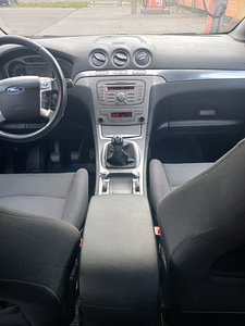 Ford S-Max 2008 .92kw (3 foto / 8)