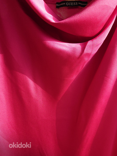 Guess Вечернее платье-комбинация розового цвета цвета фуксии, размер L (фото #4)