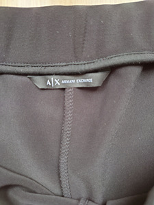 Armani Exchange mustad roosa triibuga püksid suurusele M (6 foto / 9)
