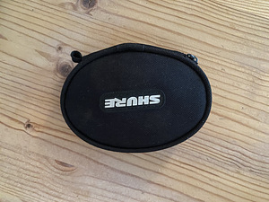 Shure SE215 PRO (3 фото из 3)