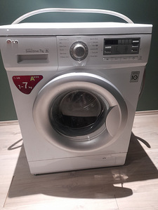 Pesumasin LG s22b8qdw1 7kg A+++ (1 foto / 4)