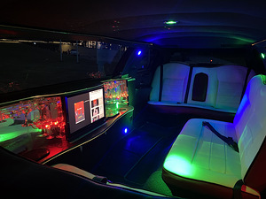 Lincoln town car Limusiin (6 foto / 8)
