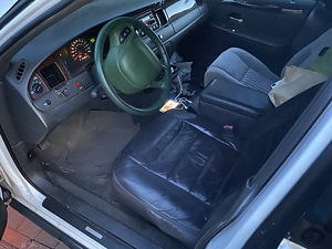 Lincoln town car Limusiin (8 foto / 8)