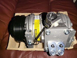 BMW A/C Kompressor (2 фото из 3)
