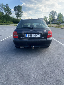 Audi A4 2.5TDI quattro 6 МКПП (4 фото из 11)