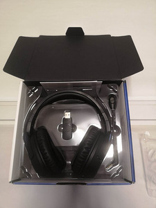 Совершенно новые беспроводные наушники HyperX Cloud Flight! (3 фото из 3)