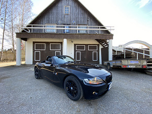M/V BMW Z4 2.5i (2 foto / 15)