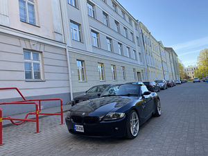 M/V BMW Z4 2.5i(inglane) (2 foto / 15)