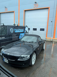 M/V BMW Z4 2.5i(inglane) (6 foto / 15)