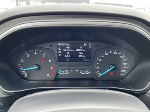 Ford Focus Universaal (8 foto / 12)