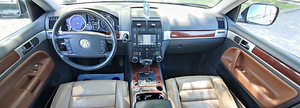 Volkswagen Touareg (9 foto / 9)