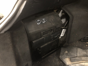 Audi A6 C5 4.2 2000a Varuosadeks (7 foto / 10)