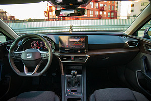 Seat Leon Xsellence (7 foto / 12)