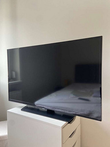 Телевизор Samsung 40" (1 фото из 4)