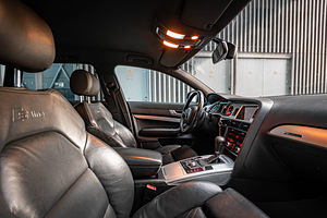 Audi A6 C6 3.0Tdi S-Line Facelift 176kw (8 foto / 10)