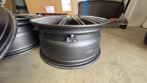 Audi A6 C8 5x112 18" AEZ Steam Gunmetal Polished + TPMS (3 foto / 8)