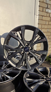 5x108 18" оригинальные диски Ford ST-Line – GS7J-AA (9 фото из 9)