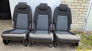 Ford Galaxy / S-Max (2006–2015) keskmise rea istmed (3 tk) (1 foto / 5)