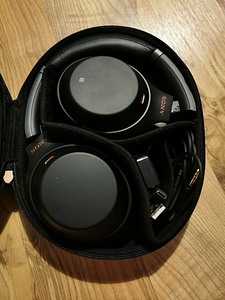 Sony WH-1000XM3 juhtmevabad mürasummutavad kõrvaklapid (3 foto / 4)