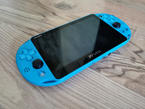PSVita PlayStation Vita mängukonsool sinine PCH-2000 (7 foto / 10)