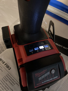 Milwaukee M18 FID3 (Uus) (10 foto / 10)