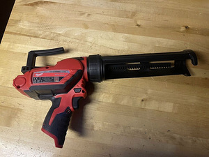 Milwaukee silikoonipüstol M12 PCG-0(uus) (2 foto / 3)