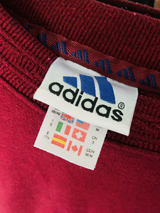 Vintage Adidas / M (Medium)! 19€ ( post hinnas )! (1 foto / 4)