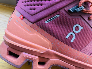 On Cloud Rock 2 Women’s Waterproof Hiking Nr.39 (2 foto / 6)