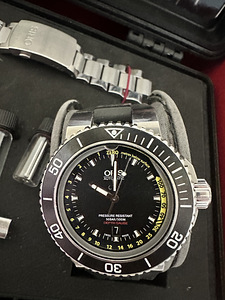 Oris Aquis Depth Gauge. (1 фото из 3)