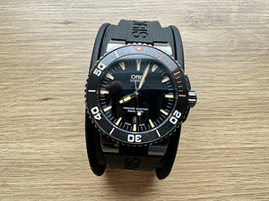 Oris Aquis 43.5 Black (6 фото из 7)