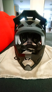 Kiiver ONeal Transition Helmet - FLASH V.22 gray/blac (3 foto / 8)
