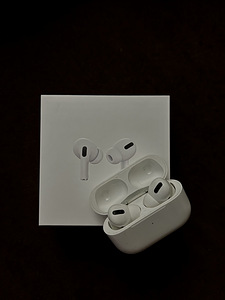 Apple Airpods Pro (1 foto / 2)