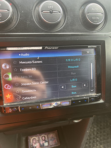 Pioneer AVH X8500-BT (2 foto / 7)