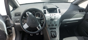 Opel Zafira 1.8 103 kw (3 foto / 8)