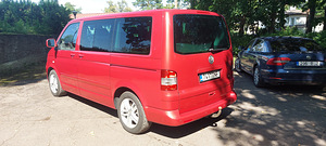 VW Multivan Highline 2,5 TDI 128KW (2 foto / 9)