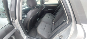 Audi A4 Avant 2.0 TDI (6 foto / 7)