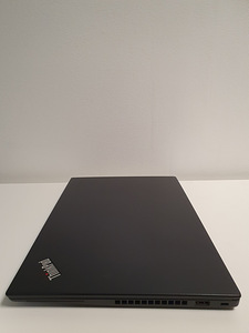 Thinkpad T495s Ryzen 5, 16GB RAM, Windows 11 (4 foto / 8)