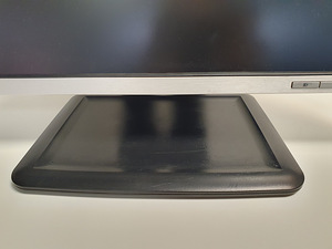 Монитор HP Compaq LA2205wg (3 фото из 5)