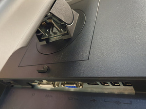 Монитор Dell Professional P2414H (4 фото из 4)