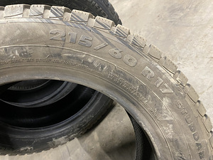 215/60 R17 naelrehvid (2 foto / 4)