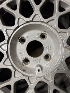 4x100 R15 veljed (2 foto / 3)