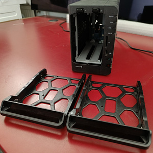Synology DS213+ NAS-seade (kettamassiiv) (2 foto / 4)