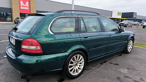 Jaguar X-Type 2008 (4 foto / 10)
