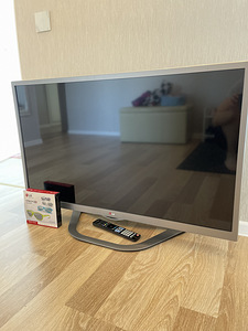Teler 42” 3D LG Smart TV WiFi LED LCD (4 foto / 6)